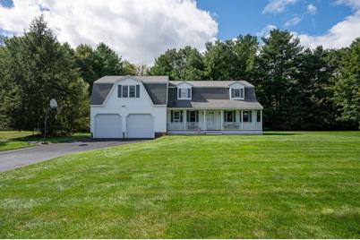 125 Eric Drive, Uxbridge, MA 01569 - Photo 1