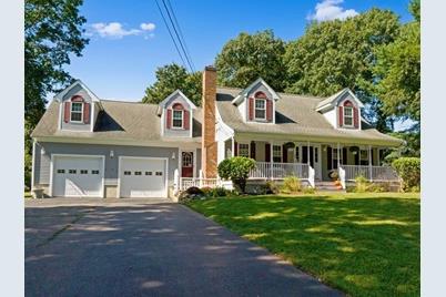 304 Mill Rd., Fairhaven, MA 02719 - Photo 1