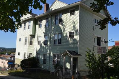 5 Earle St, Worcester, MA 01605 - Photo 1