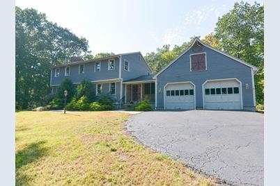 77 Crooked Ledge Rd, Southampton, MA 01073 - Photo 1
