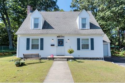 29 Montague St, Worcester, MA 01603 - Photo 1