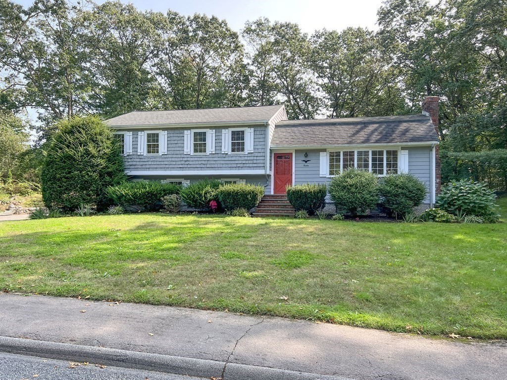 12 Lantern Ln, Medfield, MA 02052 MLS 73164499 Coldwell Banker