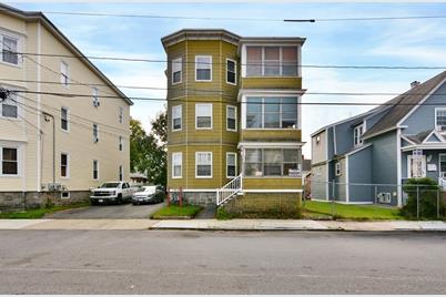32-34 Dracut St, Lawrence, MA 01843 - Photo 1