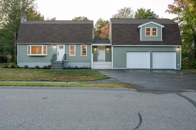 8 Arbella Dr, Beverly, MA 01915 - Photo 1