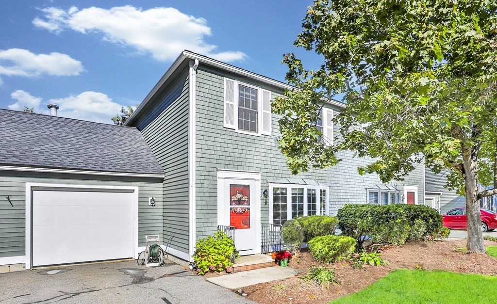 154 Whittier Meadows Dr 154, Amesbury, MA 01913 MLS 73168433