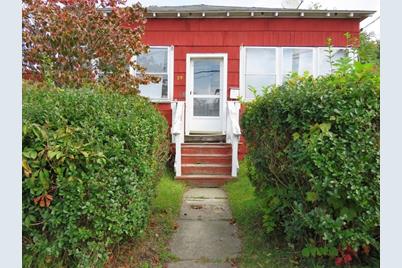 29 Jerome Ave, Auburn, MA 01501 - Photo 1