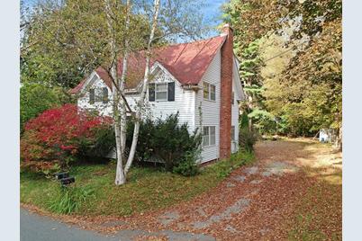 10 Cannon Hill Ave, Groveland, MA 01834 - Photo 1