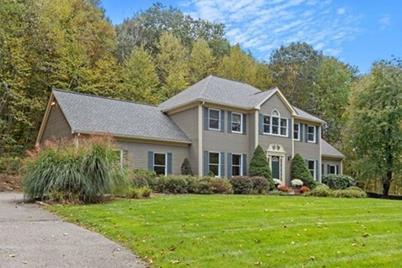 77 Teele Rd, Bolton, MA 01740 - Photo 1