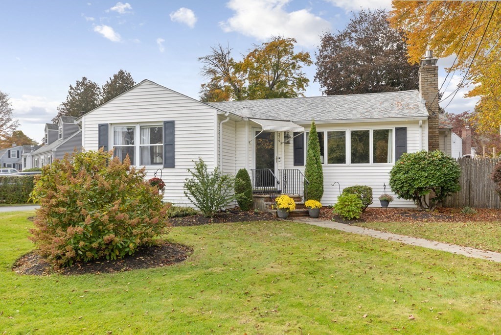 279 Lowell St, Wakefield, MA 01880 MLS 73172262 Coldwell Banker