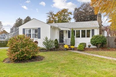 279 Lowell Street, Wakefield, MA 01880 - Photo 1