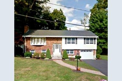 18 Mary Lou Terrace, Saugus, MA 01906 - Photo 1