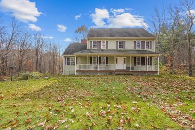 81 Pleasant Street, Oxford, MA 01537 - Photo 1