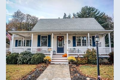14 Paon Blvd, Wakefield, MA 01880 - Photo 1