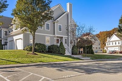 606 Hampton #606, Abington, MA 02351 - Photo 1