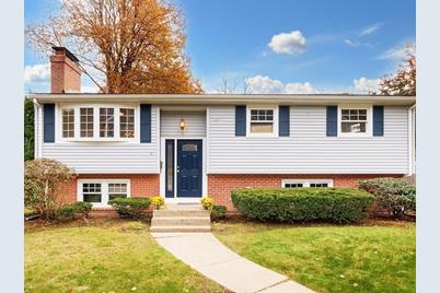 11 Arcadia Ave, Waltham, MA 02452 - Photo 1
