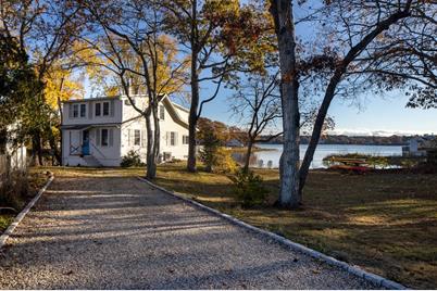 46 Pinehurst Dr, Wareham, MA 02571 - Photo 1