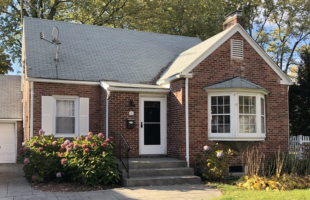 28 Hawthorne St, Longmeadow, MA 01106 MLS 73180148 Coldwell Banker