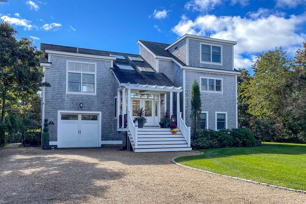 7 Katama Dr, Edgartown, MA 02539 MLS 73180434 Coldwell Banker