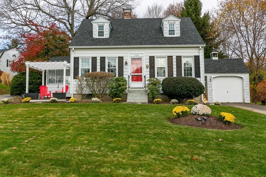 1329 Pleasant St, Worcester, MA 01602 MLS 73180568 Coldwell Banker
