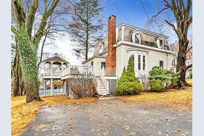 95 Washington St, Hudson, MA 01749 - Photo 1