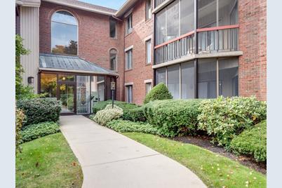 770 Salisbury St #323, Worcester, MA 01609 - Photo 1