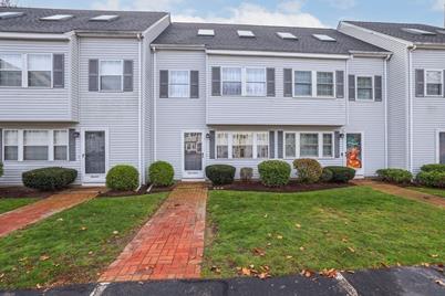 25 W Bulfinch St. #17, North Attleboro, MA 02760 - Photo 1