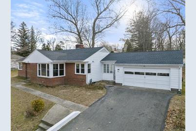 278 Newton Rd, Springfield, MA 01118 - Photo 1