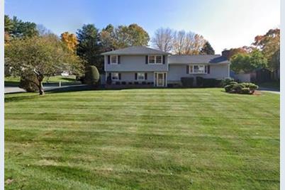 28 Cole, Salem, NH 03079 - Photo 1