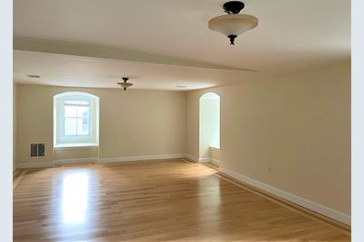 32 Chesley Road #3a, Newton, MA 02459 - Photo 1