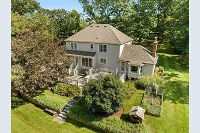 38 Turkey Hill Ln, Hingham, MA 02043 - Photo 1