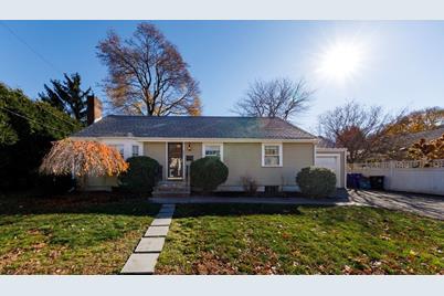 551 Pleasant St., Milton, MA 02186 - Photo 1