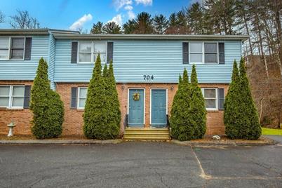704 Russell Rd #D - Photo 1
