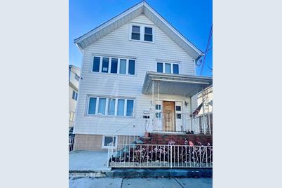 17 Bickford Ave #1, Revere, MA 02151 - Photo 1