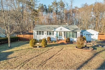 1 Hollywood Street, South Hadley, MA 01075 - Photo 1