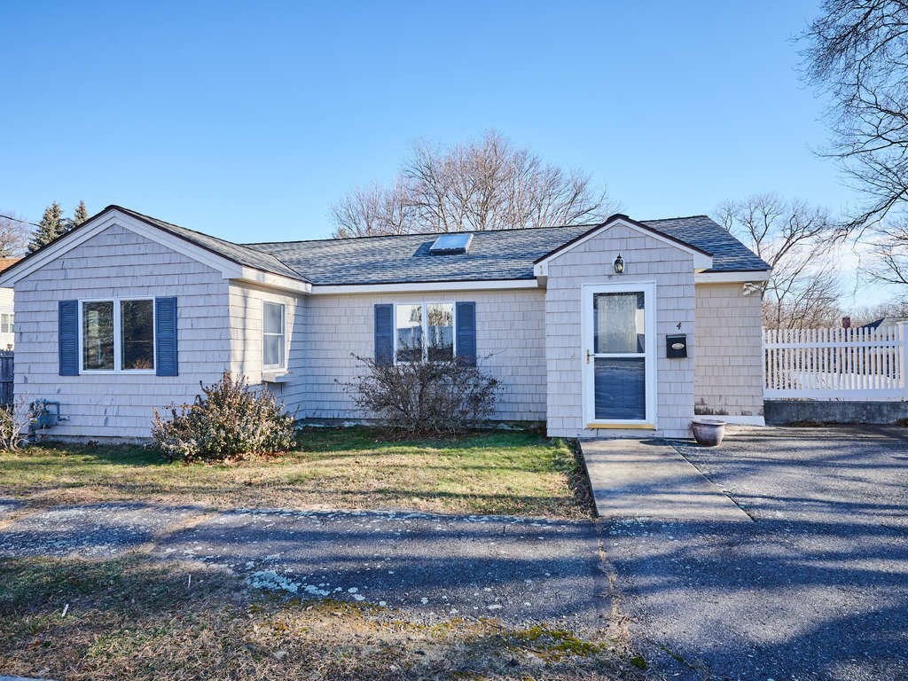 4 Clifton Ave, Wakefield, MA 01880 - MLS 73194527 - Coldwell Banker