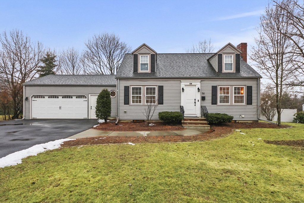 114 Westwood Rd, Stoneham, MA 02180 MLS 73198859 Coldwell Banker