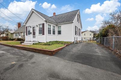 32 Beloit Rd, Dedham, MA 02026 - Photo 1