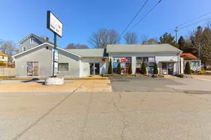 37 South St, Plainville, MA 02762 - Photo 1