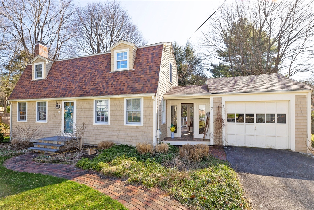 3 Hoover Rd, Hingham, MA 02043 - MLS 73221782 - Coldwell Banker