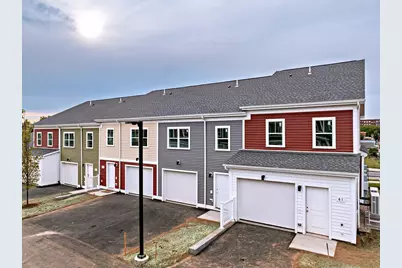 72 Central Street #407, Springfield, MA 01105 - Photo 1