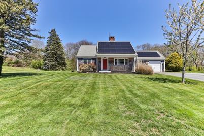 14 Moody Dr, Sandwich, MA 02563 - Photo 1