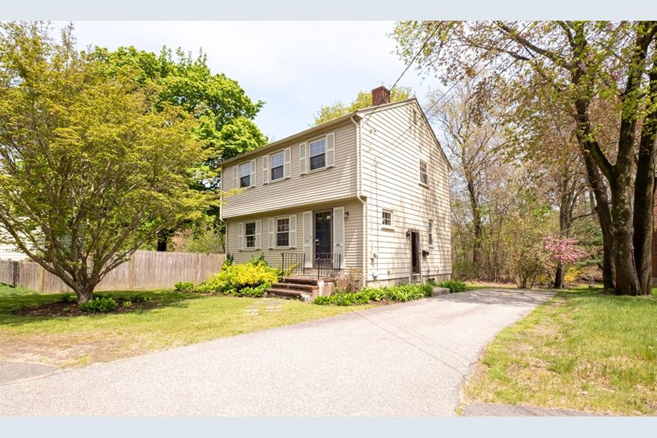 62 Green St, Wakefield, MA 01880 MLS 73237688 Coldwell Banker