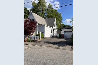 98 B St, Lowell, MA 01851 - Photo 1