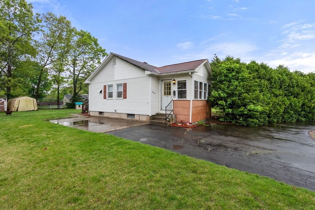 46 Pineywood Rd, Southwick, MA 01077 MLS 73241481 Coldwell Banker