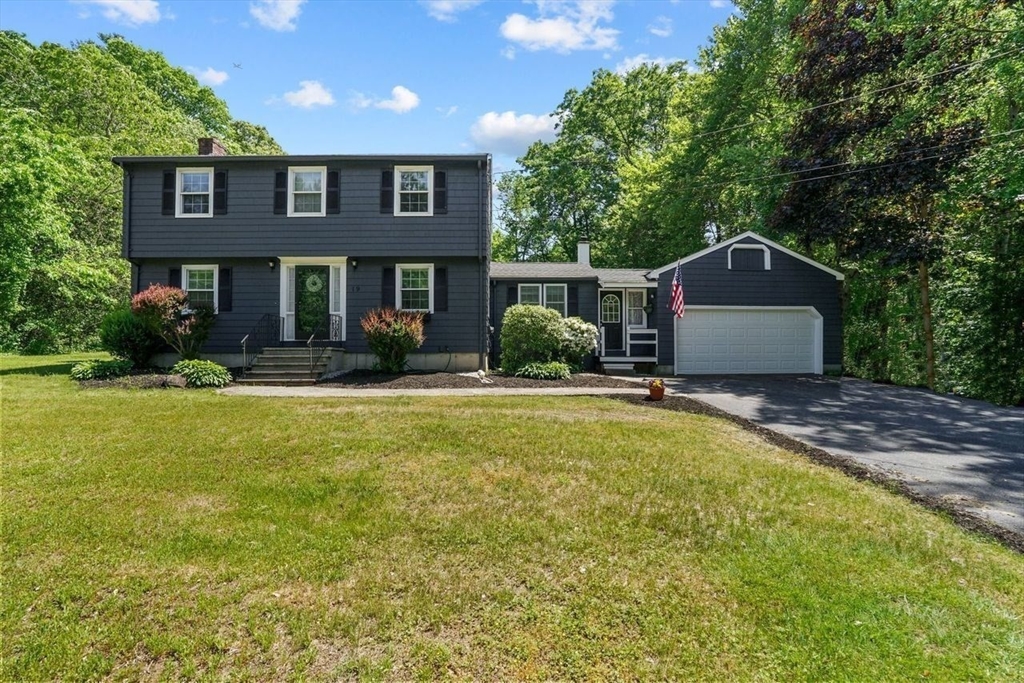 19 Stag Dr, Billerica, MA 01821 MLS 73242778 Coldwell Banker