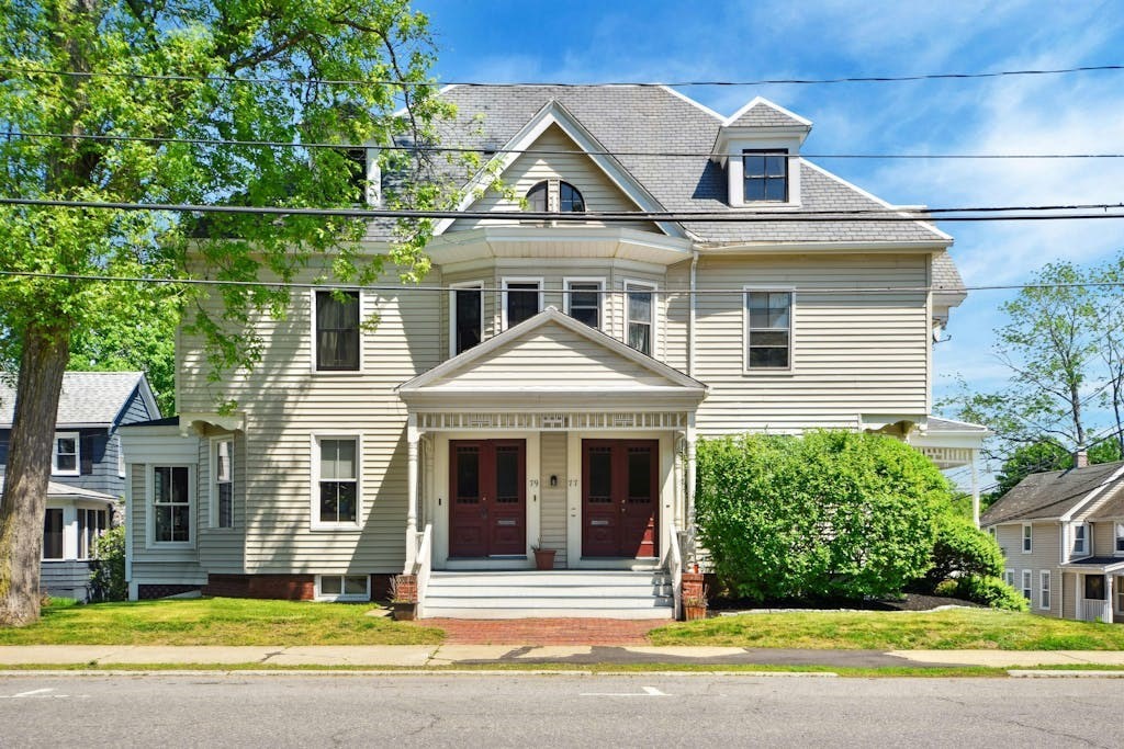 77 Market St #A2, Amesbury, MA 01913 - MLS 73243683 - Coldwell Banker