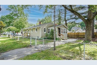 156 Shawmut St, Springfield, MA 01108 - Photo 1