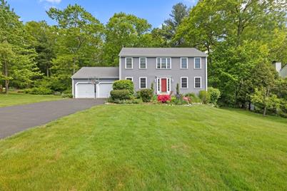 30 Christopher Drive, Grafton, MA 01519 - Photo 1