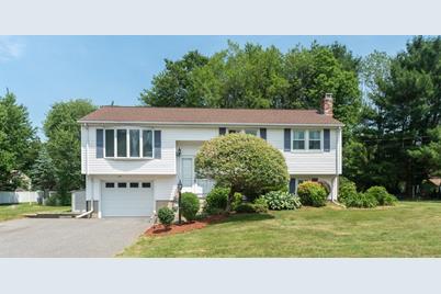 139 Ann St, Raynham, MA 02767 - Photo 1