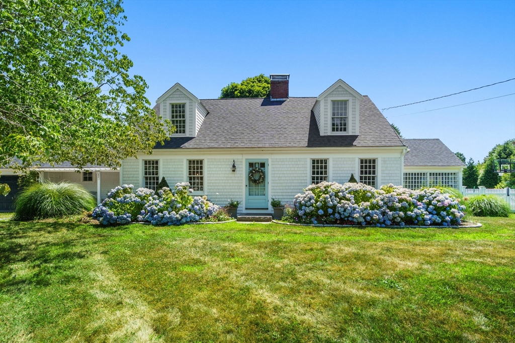 71 Marshall St, Duxbury, MA 02332 - MLS 73266095 - Coldwell Banker